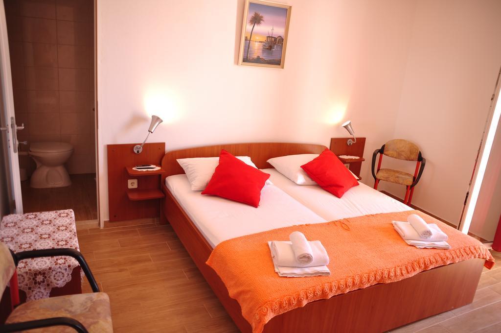 Guest House Stefica Hvar Town Exteriör bild