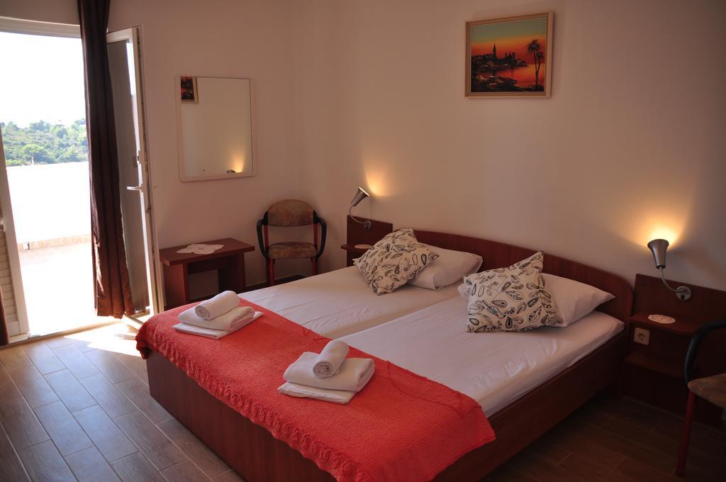 Guest House Stefica Hvar Town Exteriör bild