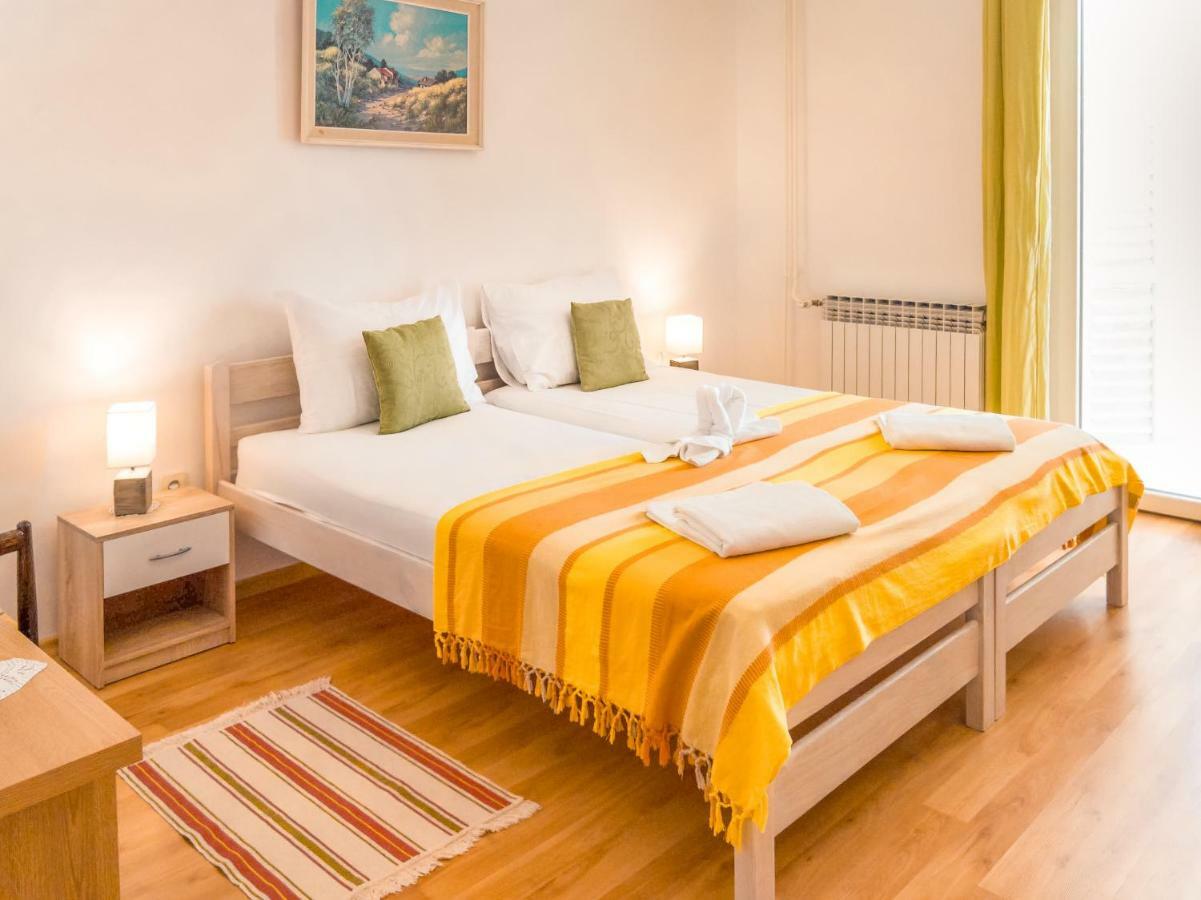 Guest House Stefica Hvar Town Exteriör bild